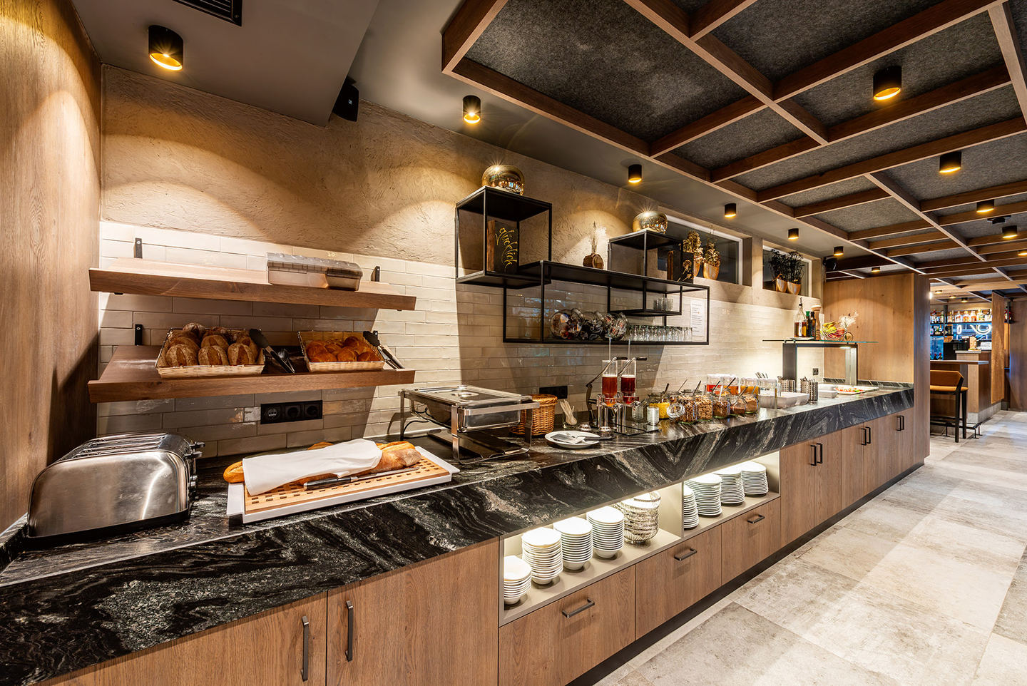 Frühstücksbuffet Hotel Enzian, See, Tirol